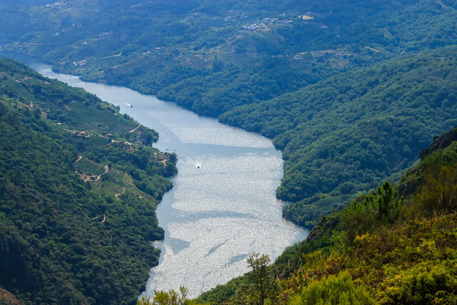 De betoverende watervallen van de rivier de Sil
